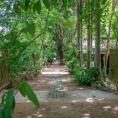 Silent Bungalow Udawalawe Exterior photo